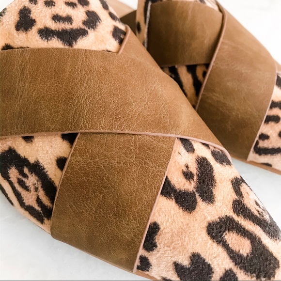 5⭐️/JACKLYN/ Tan Leopard Mule Slip On Flats - Picture 11 of 13